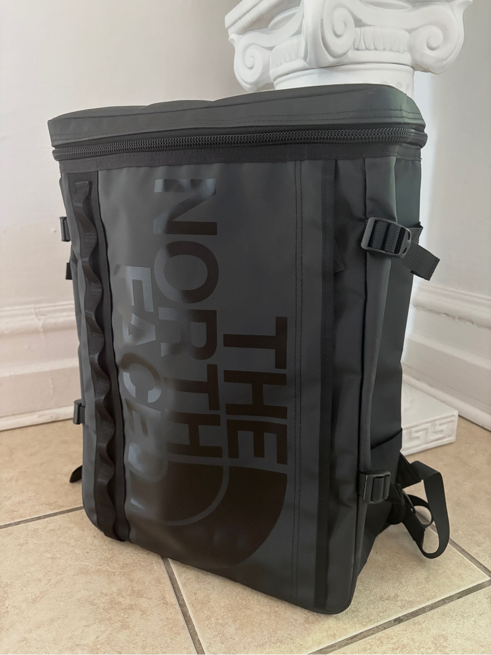 The North Face Base Camp Fuse Box Backpack 30L - Unisex - Like New